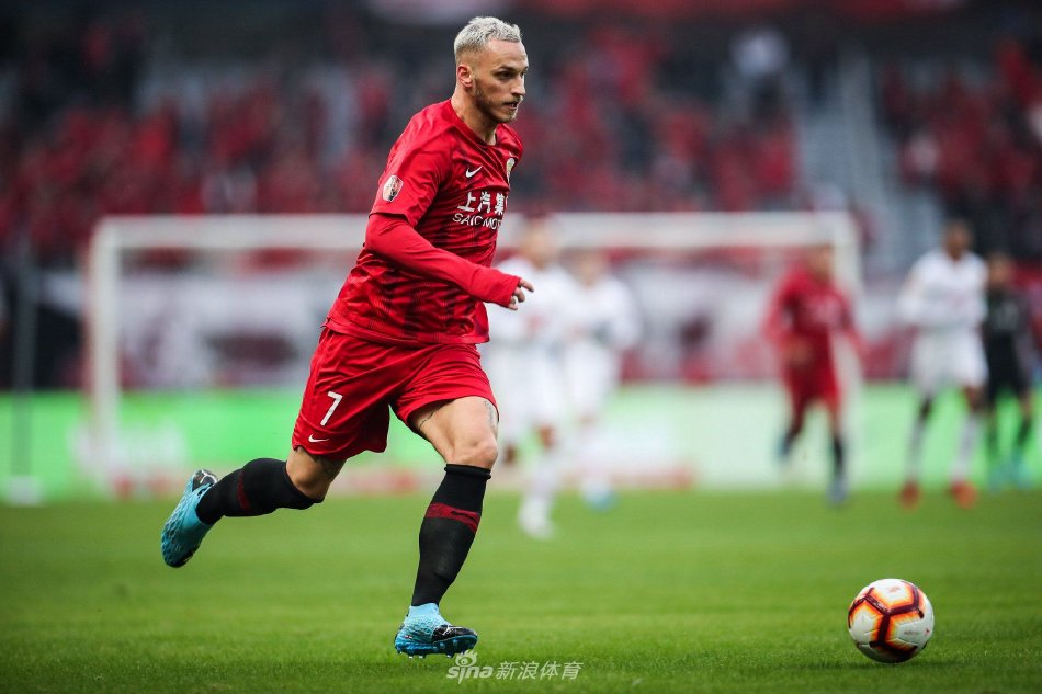 围内引起热 围内引起热