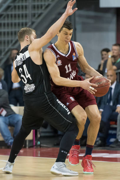 蒙斯的外线 蒙斯的外线