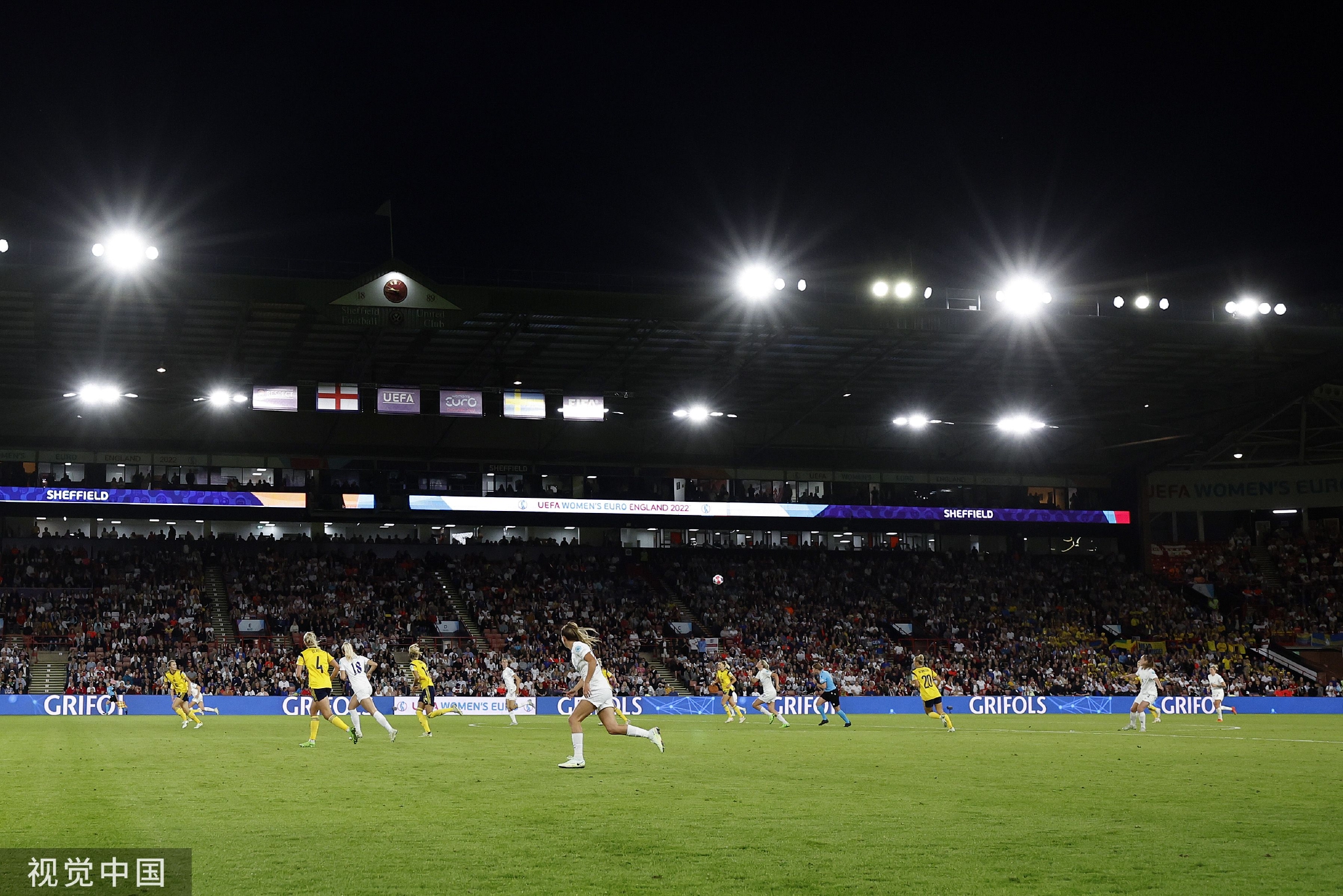 正常且人性 正常且人性