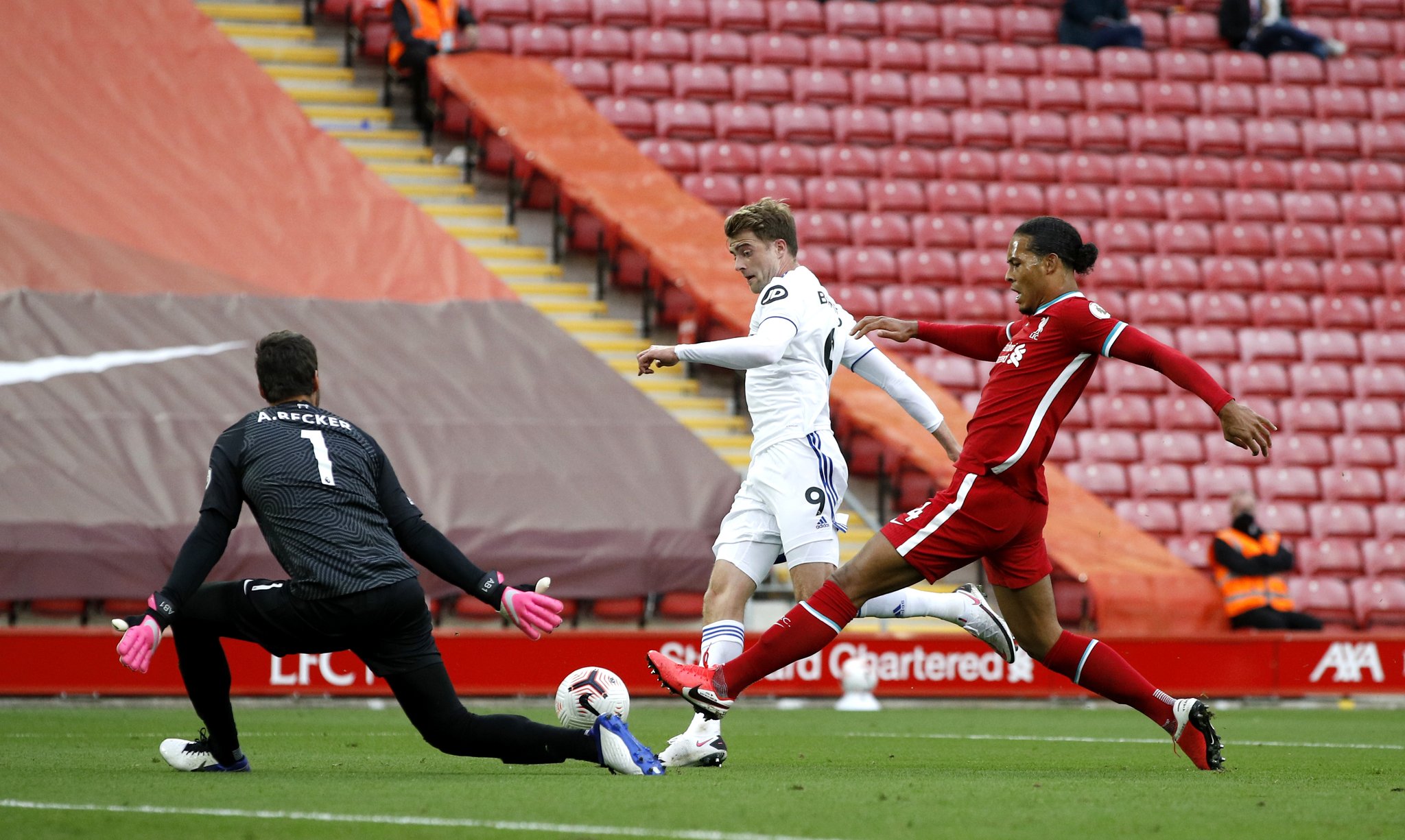 出更多辉煌 出更多辉煌